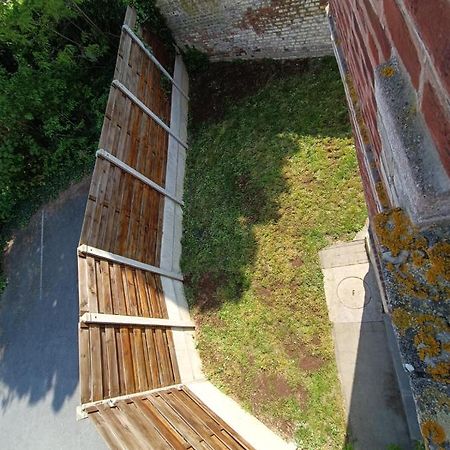 Maison Chaleureuse Avec Netflix Et Ps5 Valenciennes Luaran gambar
